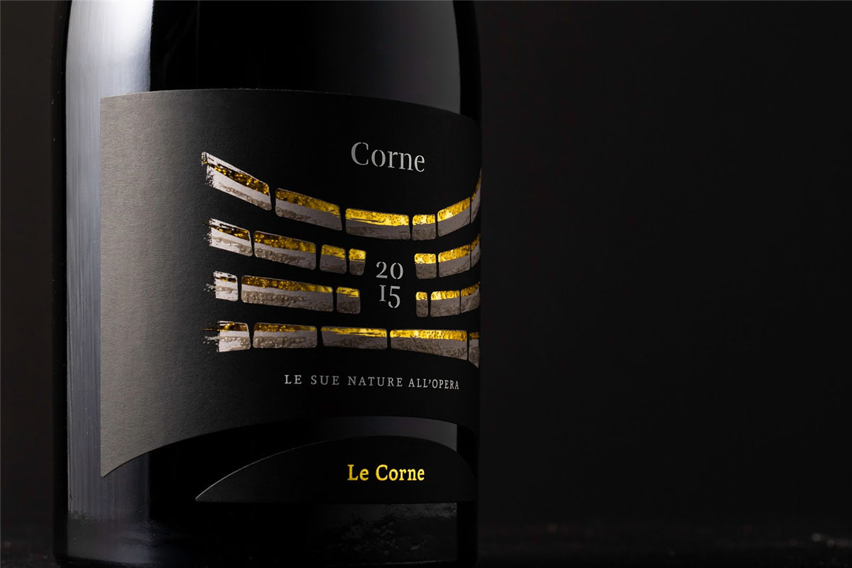 西安紅酒包裝設(shè)計(jì)公司包裝設(shè)計(jì)分析與參考(圖5)