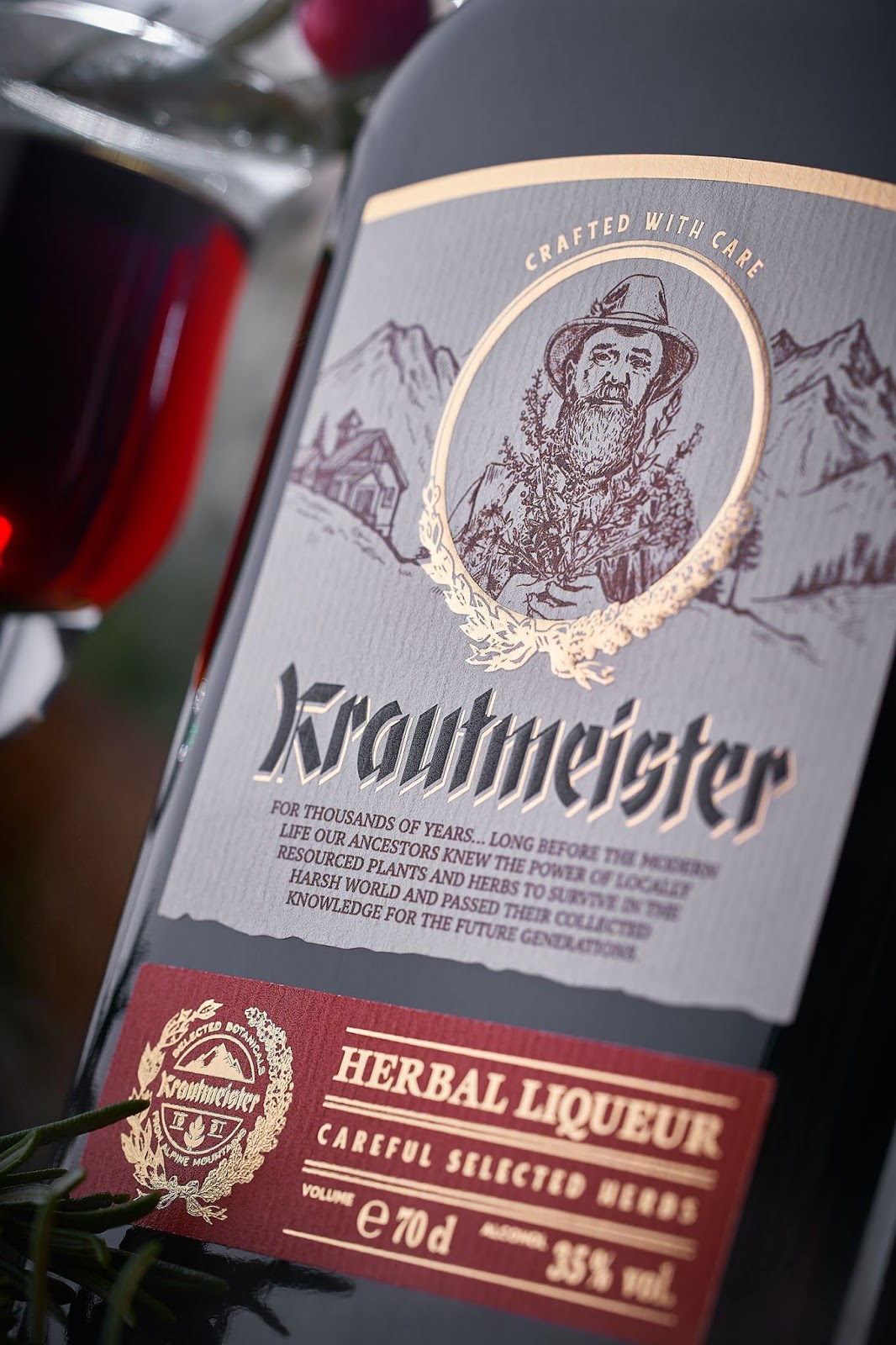 重慶產(chǎn)品創(chuàng)意包裝設計-保健酒包裝設計(圖2)