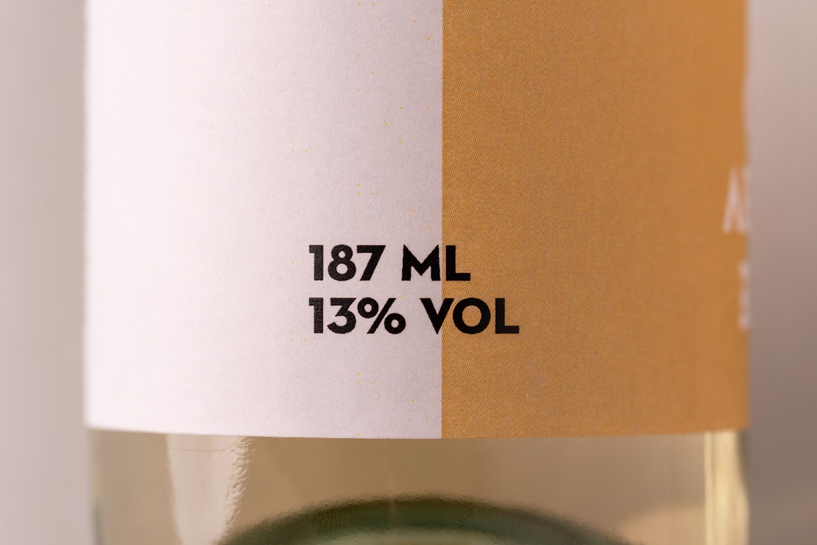 小瓶葡萄酒包裝設(shè)計(圖6)