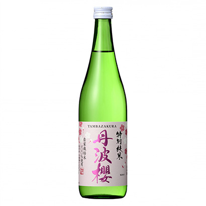 丹波櫻特別純米櫻酒造酒類包裝設(shè)計(jì)(圖1)