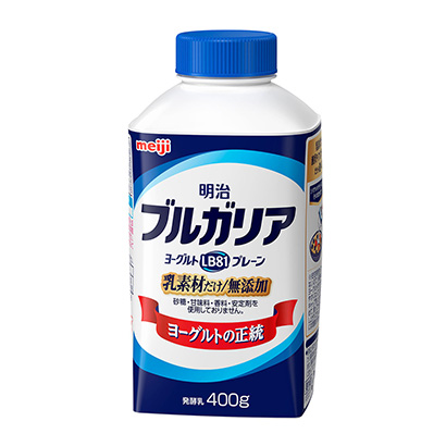 明治保加利亞酸奶純?nèi)樗夭牟惶砑用髦翁瘘c酸奶包裝設計(圖1)